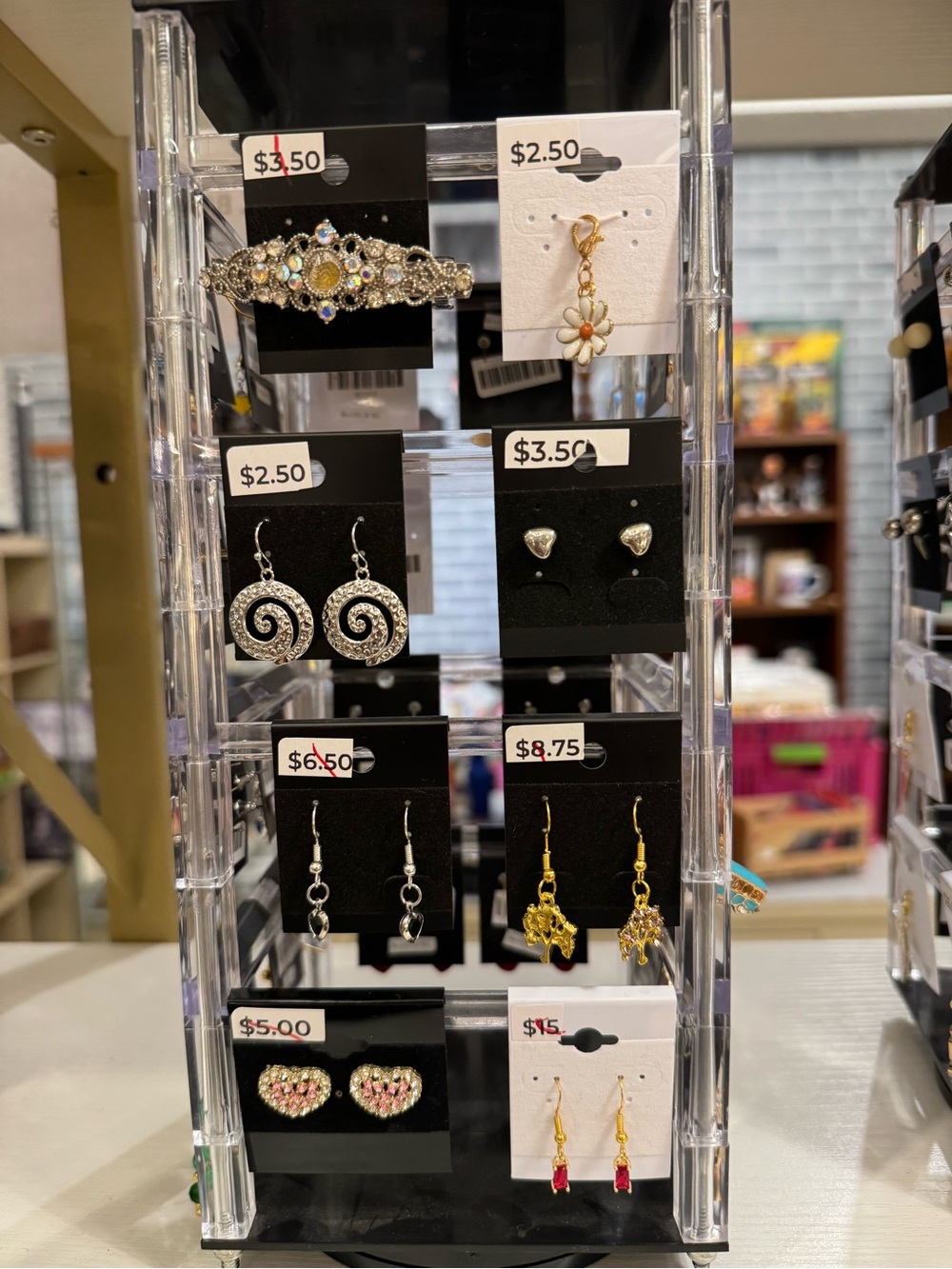 All new 6 pairs earrings 1 charm 1 free barrette missing main stone